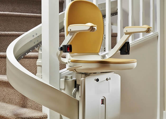 Kurven-Treppenlift  Langenstein, Harz